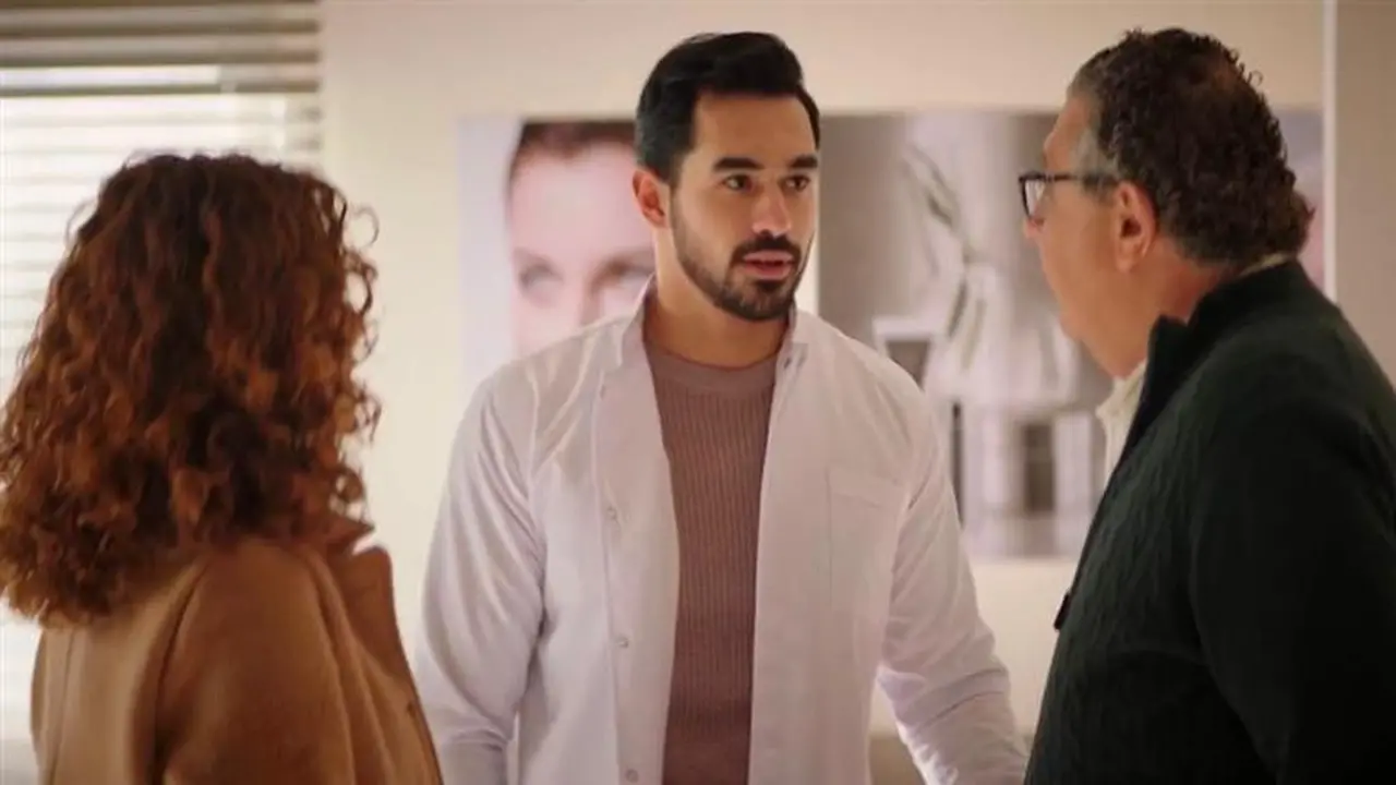 مايا تكشف حقيقة سيف لزوجته ضمن أحداث مسلسل كان ياما كان الحلقة 12